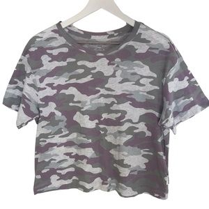 Calvin Klein Jeans Grey Purple Camo Crop Short Sleeve Tee Women Sz S